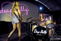 Lindsey Troy and Julie Edwards (Deap Vally)