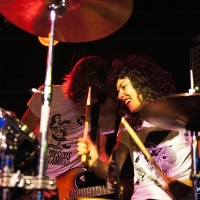 Blackbox Red and Nina Coyote eta Chico Tornado