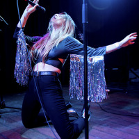 Emma Cole @ Paradiso