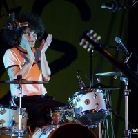 Hinds @ Tolhuistuin