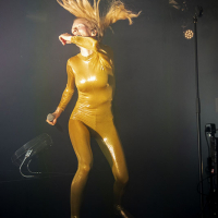 ionnalee @ Paradiso Noord