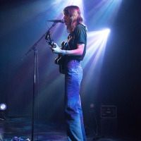 Phoebe Go @ Paradiso