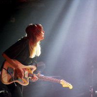 Queen Kwong, support Blood Red Shoes @ Melkweg