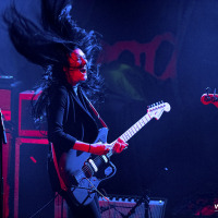 Queen Kwong, support Blood Red Shoes @ Melkweg