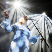 Send Me Flowers @ Paradiso