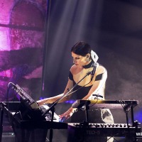 Sharon van Etten and The Attachment Theory @ Paradiso