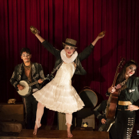 melan@highwayholidays.eu