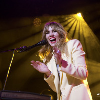 Suki Waterhouse @ Tolhuistuin