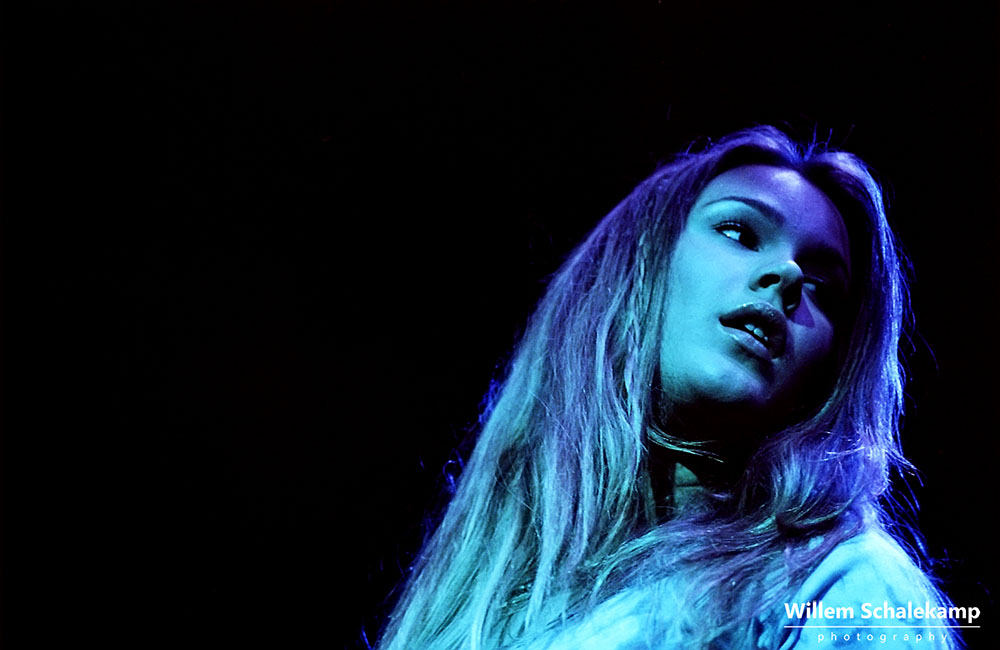 Joscelyn Eve Stoker (Joss Stone)